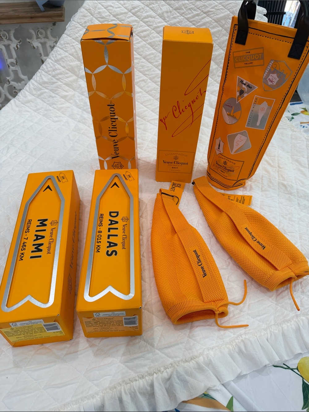 Veuve Clicquot Miami & Dallas Collectible Boxes+ insulated travel bags